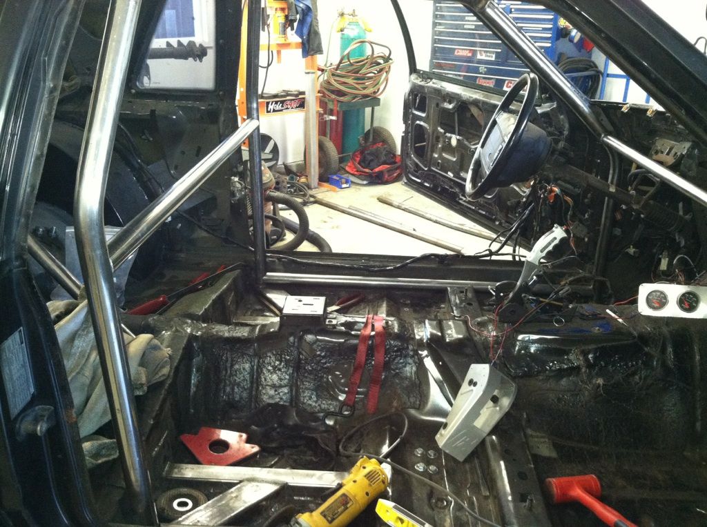 Wolfe Racecraft TTF subframes and 12pt roll cage install